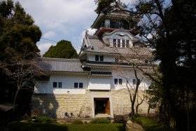 市立郷土博物館（中村城）