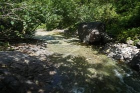 カムイワッカ湯の滝