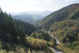 飯干峠へ